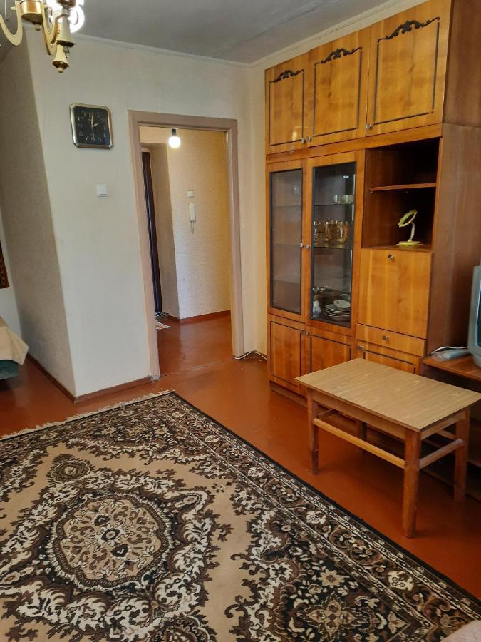 Эконом Вариант - Спальный Район Chernihiv Ngoại thất bức ảnh